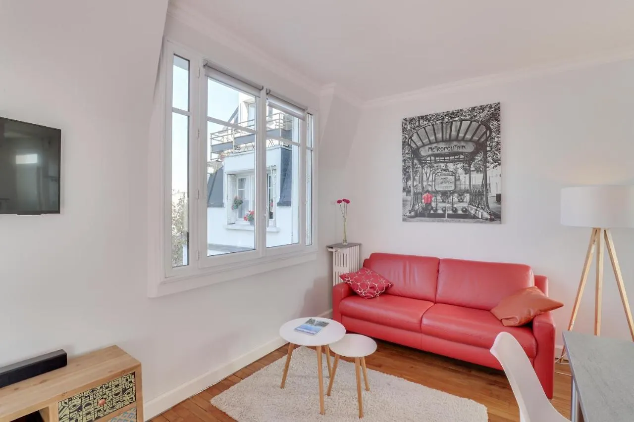 Eiffel Tower View + Terrace Saint Germain Des Pres Apartment Paris 0*,